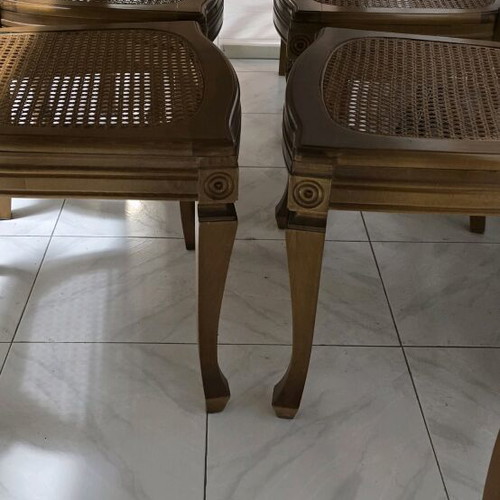Kitchen dining set used with 6 chairs