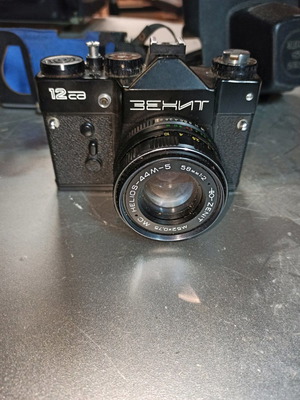 Zenit-12SD camera used with Helios-44M 58mm lens