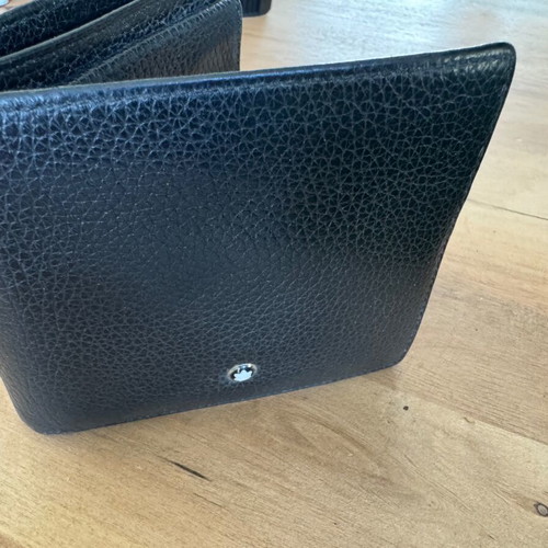 Montblanc leather wallet 12cc with coin case like new, black