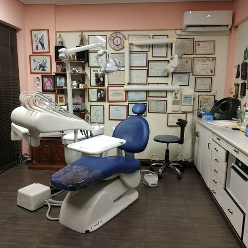 Dental equipment and office furniture like new