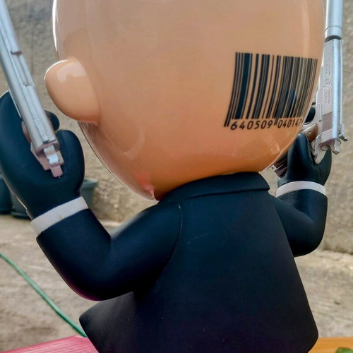 Hitman statue like new from special Xbox game edition