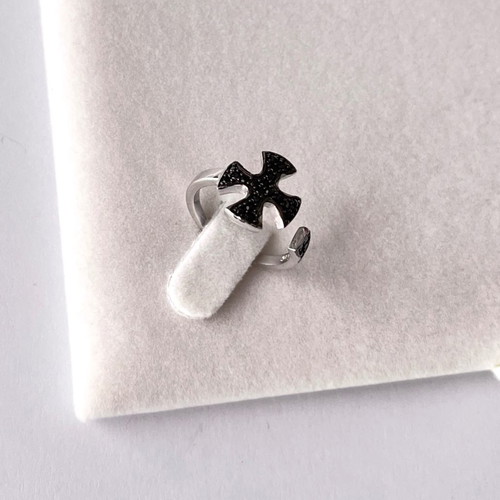 Silver .925 plated ring with black zirconia new