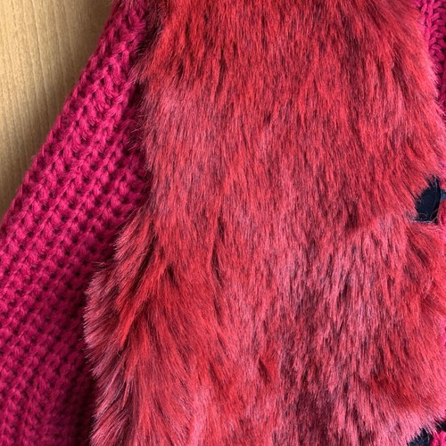 Thick knitted cardigan with fur, new, red, size S