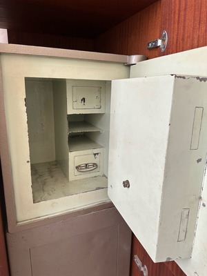 Large security safe used, heavy-duty
