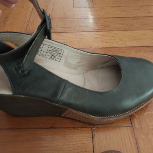 Dr. Martens Dolores sandals used, vintage, green leather, size 38