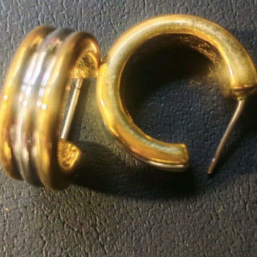 Gold-plated earrings like new, gold color