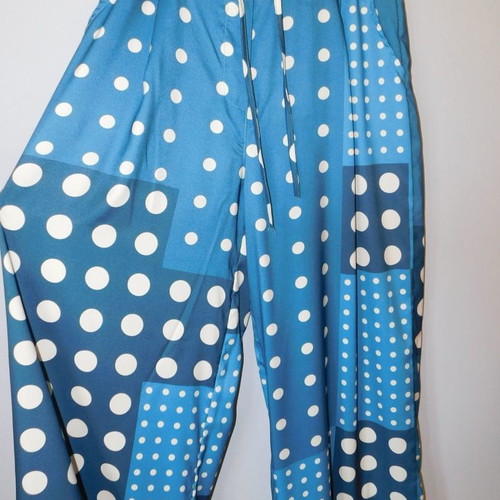 Turquoise pants with polka dot design M/L new Wiya