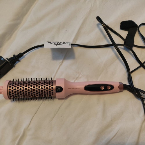 Wavytalk thermal hair brush