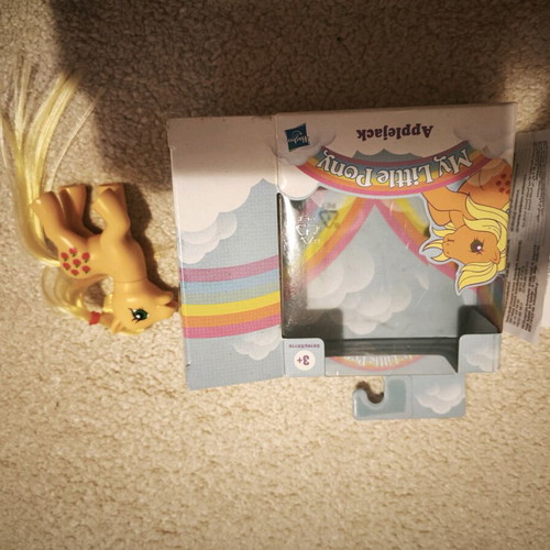 My Little Pony Applejack anniversary collectible like new