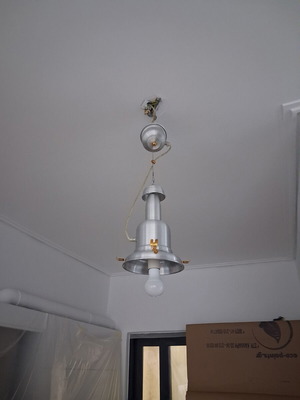Ceiling light like new