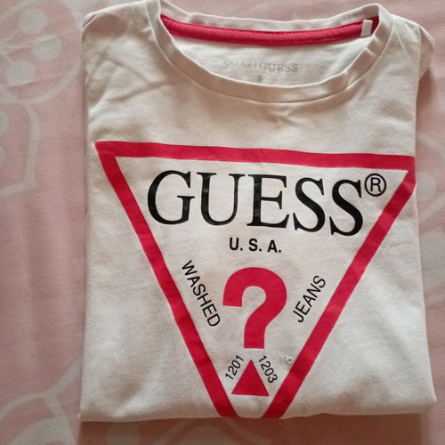 Guess long-sleeve T-shirt for 8-year-old boy like new