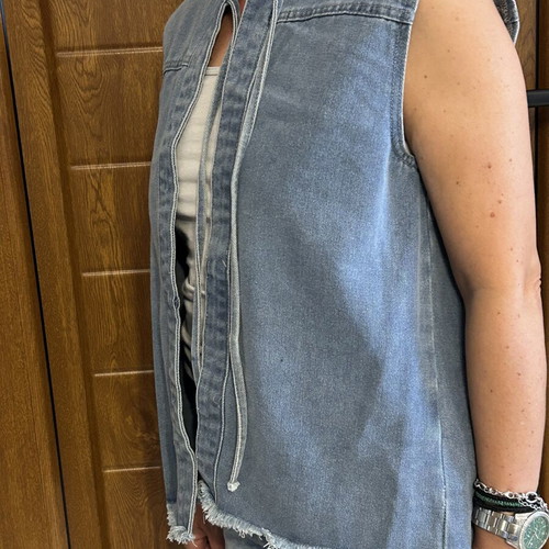Trendyol sleeveless jean jacket, size L, blue