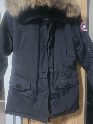 Canada Goose 2530L Montebello women's jacket size S like new, black