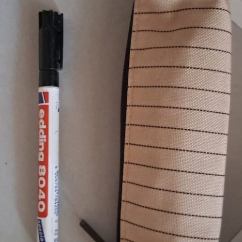Estee Lauder toiletry bag like new, cream-beige with brown stripes