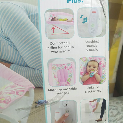 Baby cot and cradle like new with music and rocking function