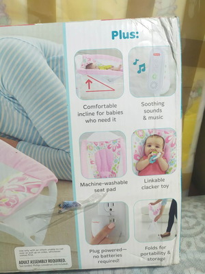 Baby cot and cradle like new with music and rocking function