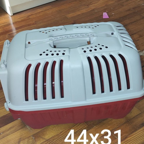 Pet carrier used, for small pets, 44x31 cm