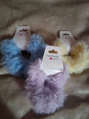 Scrunchie γούνινα καινούργια, μαλακά στο άγγιγμα
