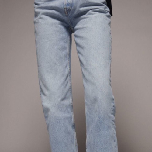 Zara Highwaisted Straight Jeans ankle length size 36 like new light blue