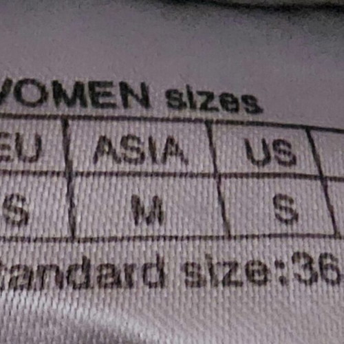 Jack Wolfskin women's windbreaker size M like new, green