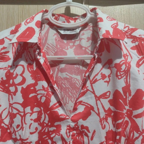 Sarah Lawrence women's short sleeve blouse used, white and red, size S