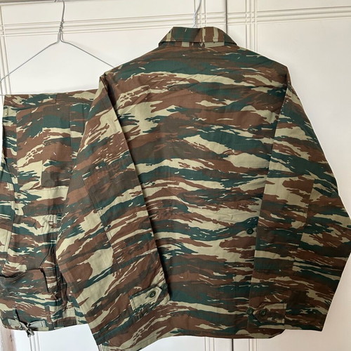 Vintage camouflage uniform small new with marker stain