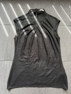Karen Millen women's top size S like new, black