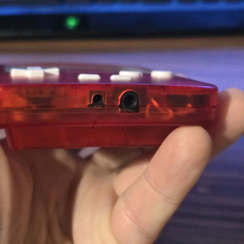 Gameboy Pocket refurbished with IPS screen and new shell