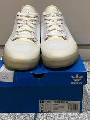 Adidas Forum Tech Boost sneakers like new, size 43, white
