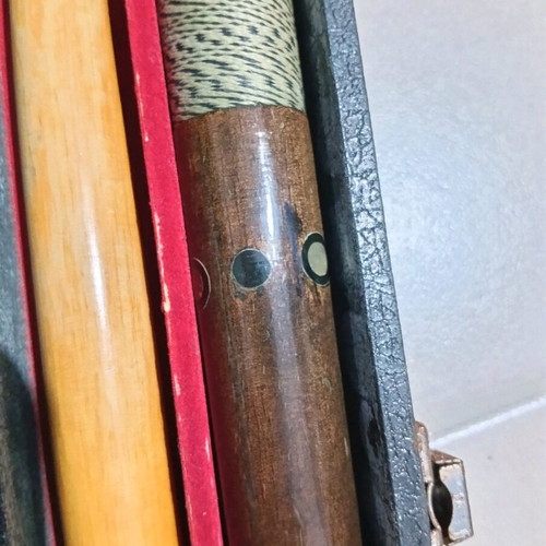 Vintage billiard cue 4-piece professional used with original case