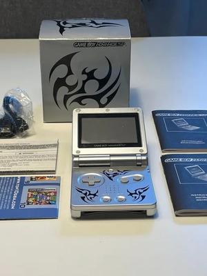 Game Boy Advance SP Tribal boxed like new with manuals