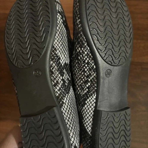 Tsouderos snake print loafers size 39 new, genuine leather