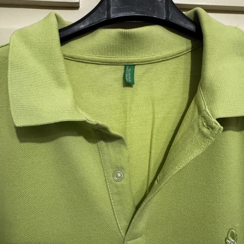 United Colors of Benetton shirt like new, size L, green