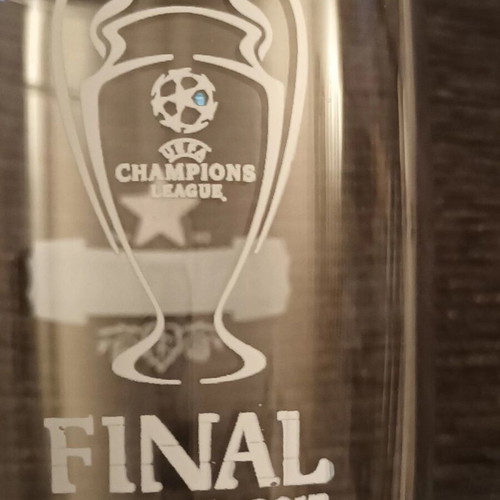 Set of two Heineken Final 4 Cardiff 2017 promotional glasses like new