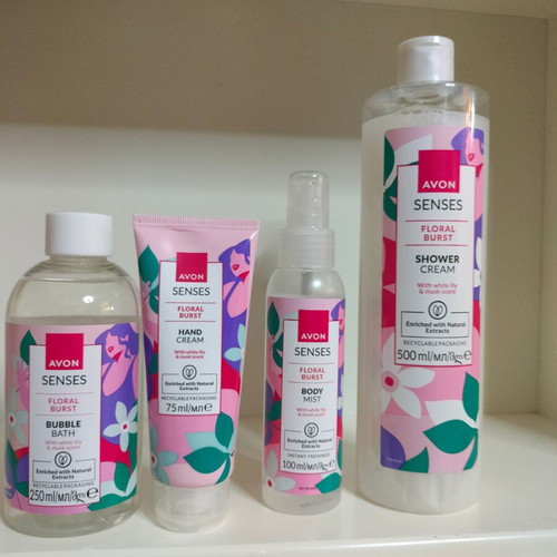 Avon Senses Floral Burst daily care set new