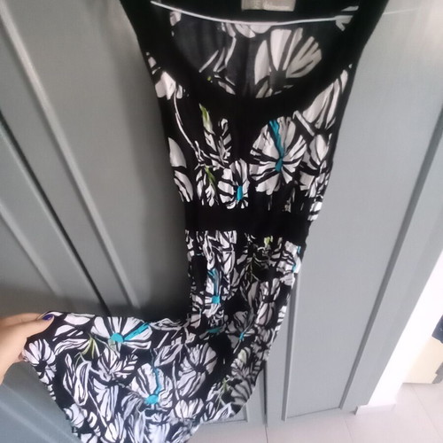 Summer dress M&S like new, black and white, size M