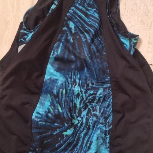 Sportswear set with leggings, top and bustier like new, size S