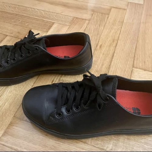 Unisex leather shoes size 38 like new, black