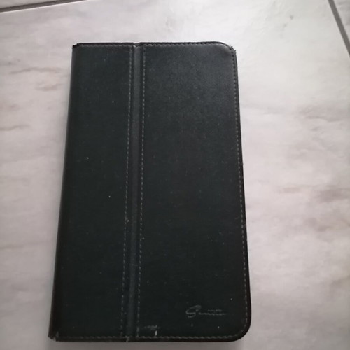 Tablet case 8" Turbo X Rainbow III like new with stand