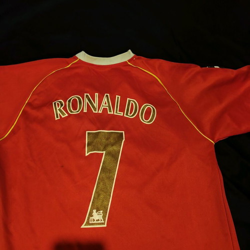 Ronaldo Manchester United jersey like new, official replica