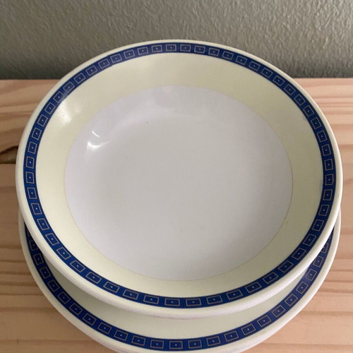 Finesse dinnerware set used, 6 pieces