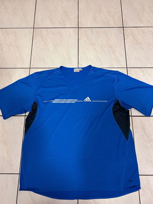 Adidas T shirt male vintage, like new, blue