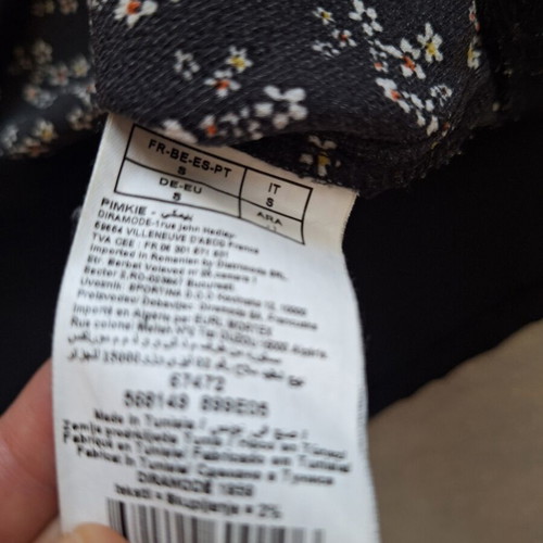 Sleeveless floral top Pimkie like new, black and white, size S