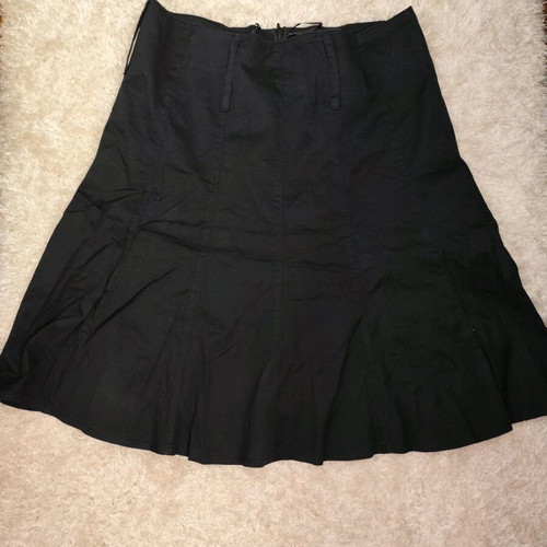 Women's skirt Medium black like new