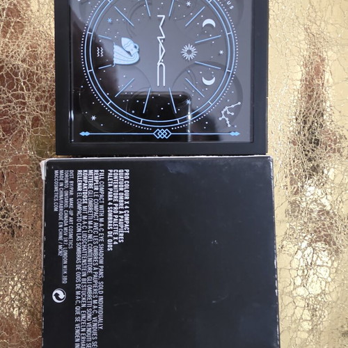 Mac collectible Aquarius eyeshadow palette
