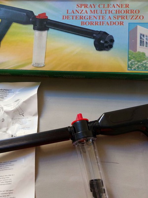 Spray Cleaner Gun with Detergent Container new in box
