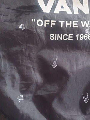 Vans backpack like new, lightweight black