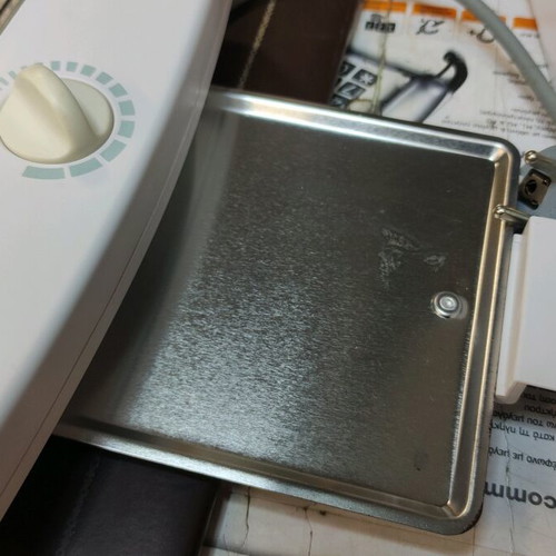 Toaster 700 watt new