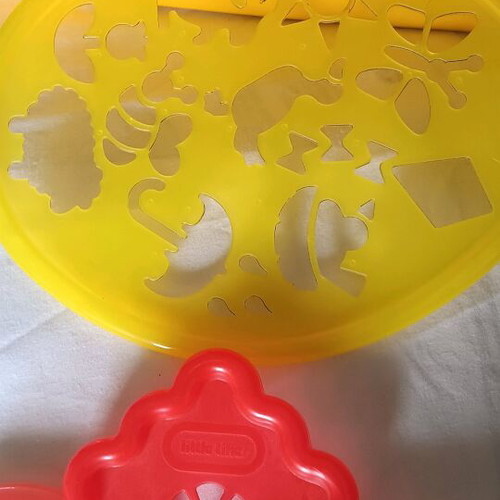 Little Tikes stencil set vintage like new with carrying case