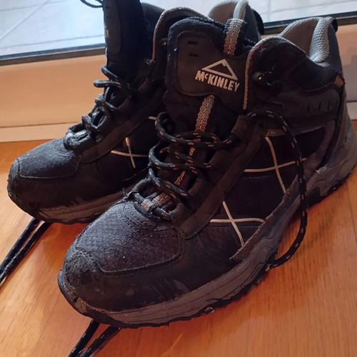 Mc Kinley hiking boots used, size 37, with wear